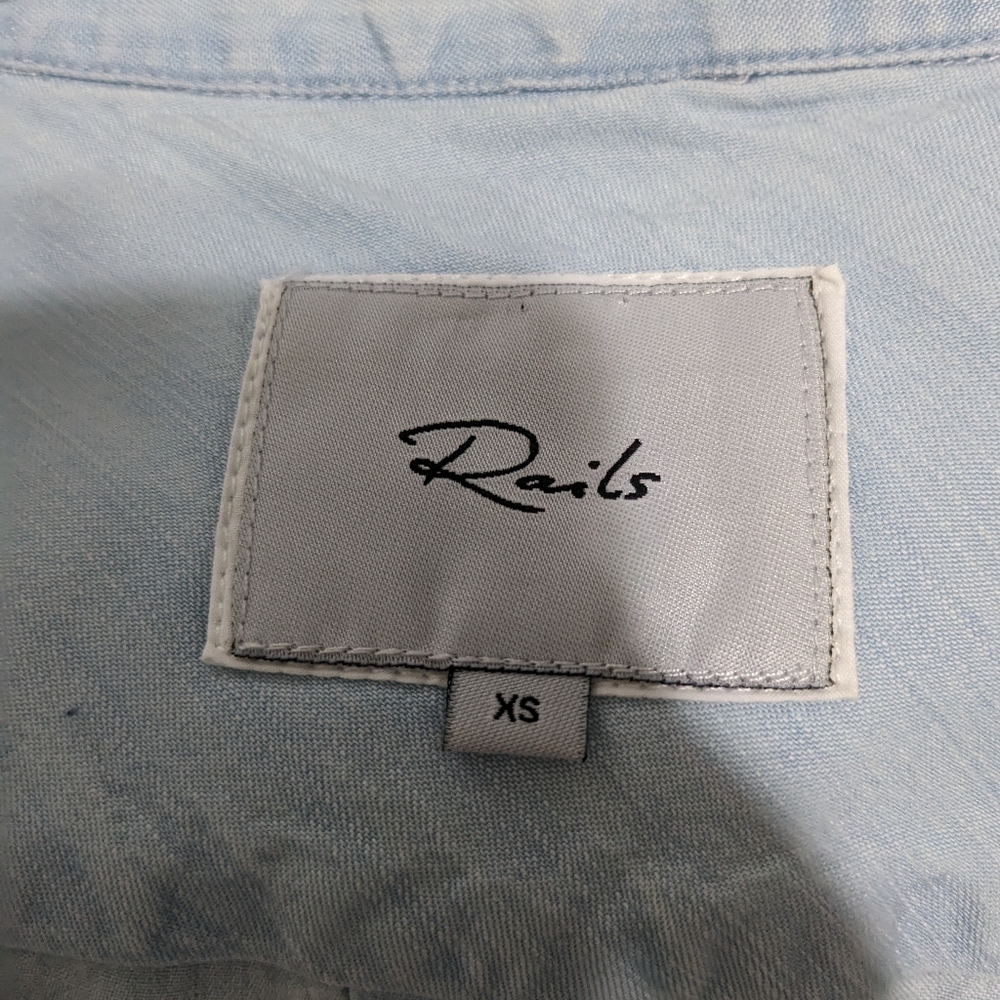 Rails Patch Chambray Button Front Shirt Size Xs - image 4
